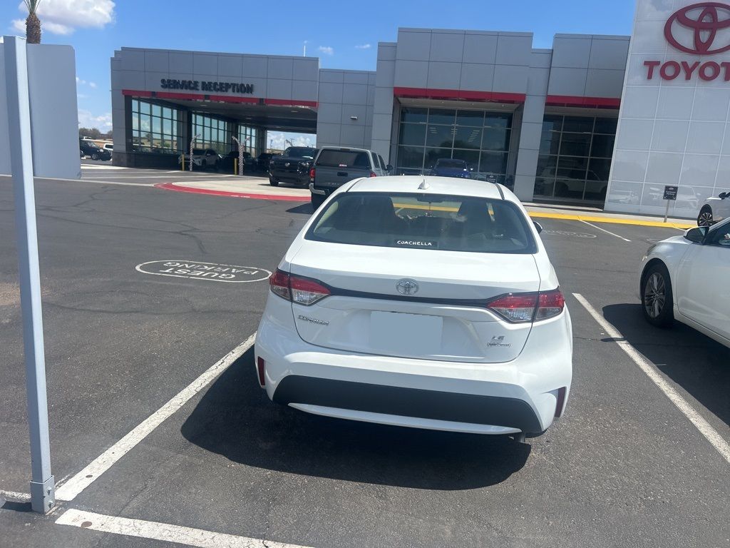 Thumbnail: 2022 Toyota Corolla - 5