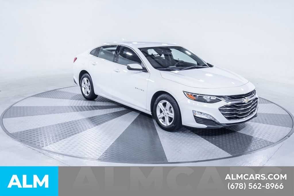 Used 2024 White Chevrolet LT image 14