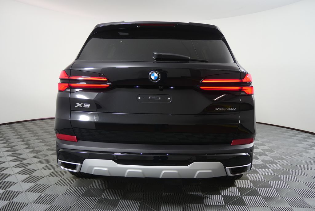 Thumbnail: 2026 BMW X5 - 4