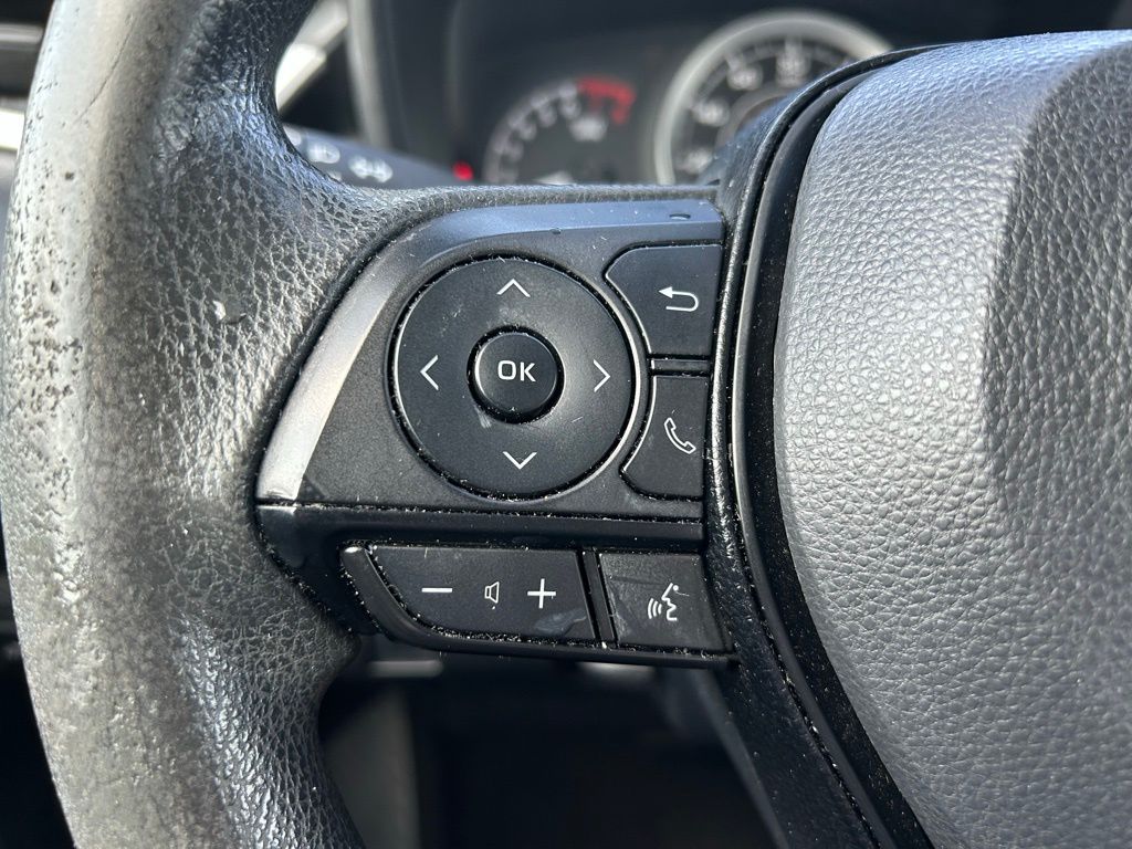 2021 Toyota Corolla LE 19