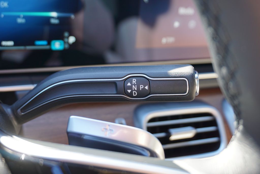 Thumbnail: 2026 Mercedes-Benz GLE - 23