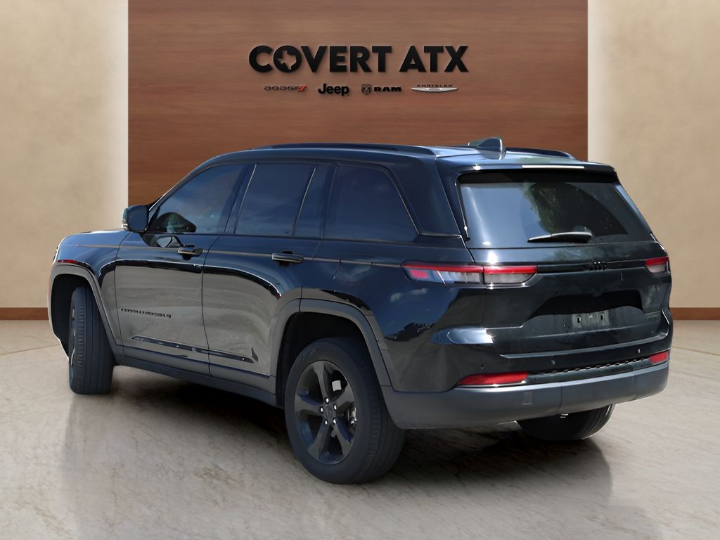 Used Car 2023 Jeep Grand Cherokee  Limited For Sale Under $35,000 In Austin, Texas