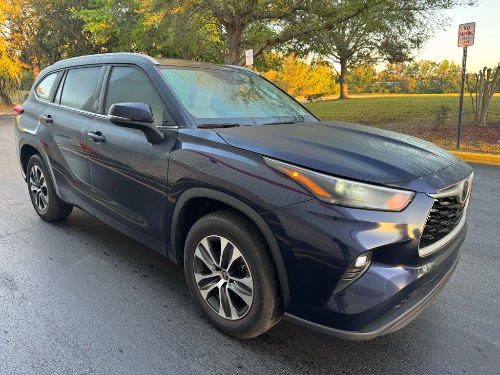 2023 Toyota Highlander XLE 7