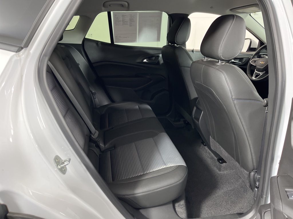 Thumbnail: 2025 Chevrolet Trax - 12