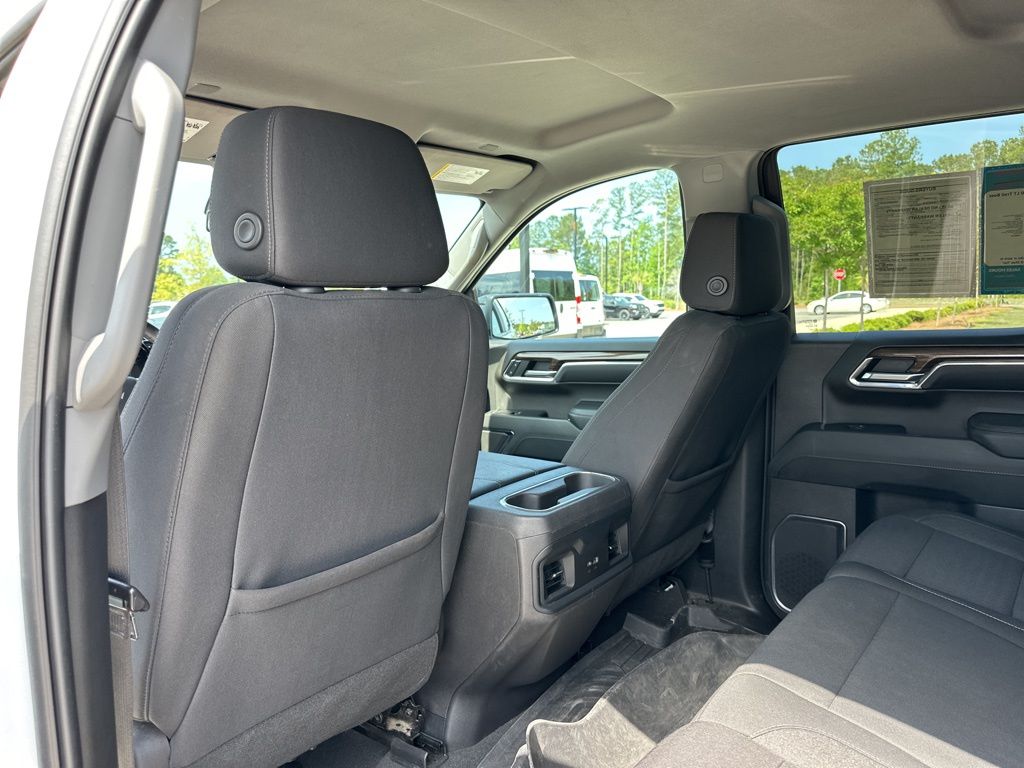 2023 Summit White Chevrolet Silverado 1500 LT Trail Boss 4X4 Truck