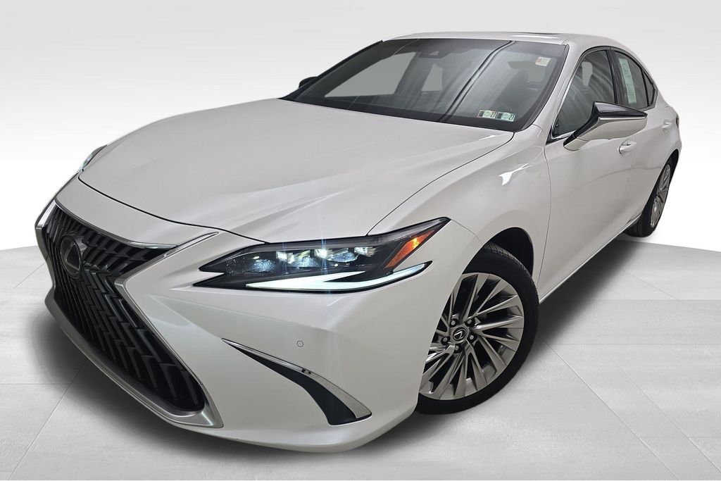 2023 Lexus ES Hybrid
