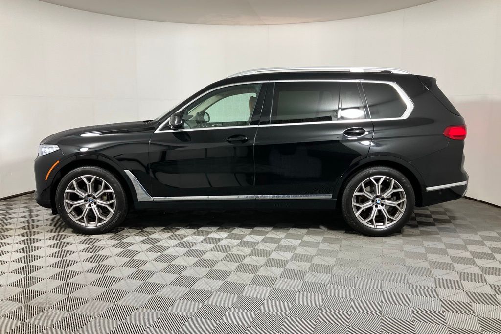 2022 BMW X7 xDrive40i 2