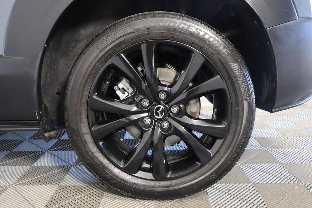 Thumbnail: 2023 Mazda CX-30 - 17