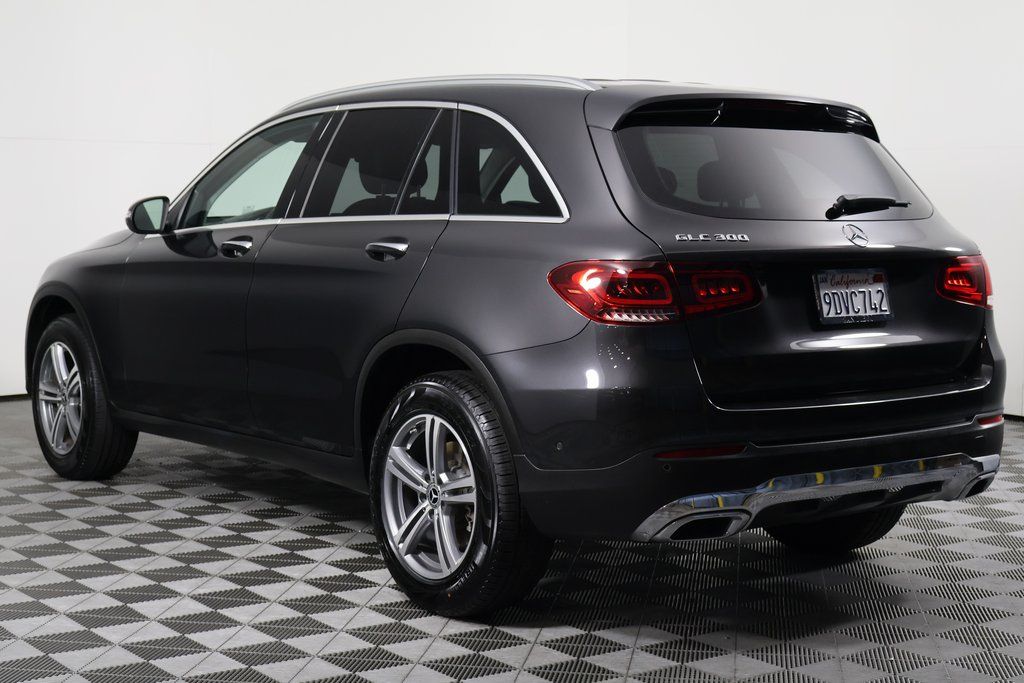 Thumbnail: 2022 Mercedes-Benz GLC - 6