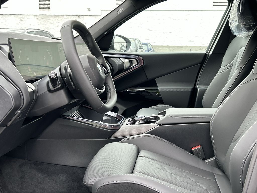 Thumbnail: 2026 BMW X3 - 11