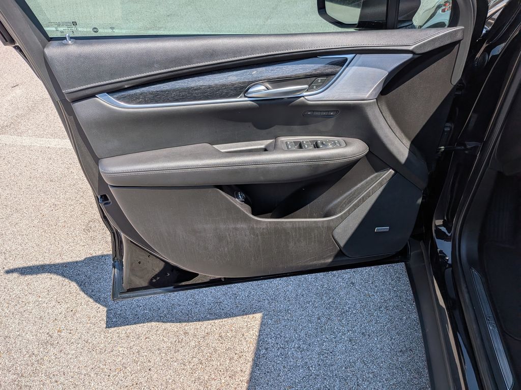 2023 Cadillac XT5 Premium Luxury - 9