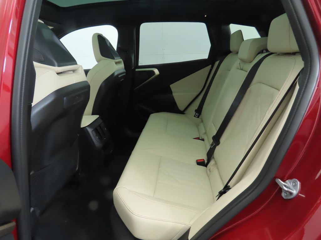 Thumbnail: 2025 BMW X3 - 23