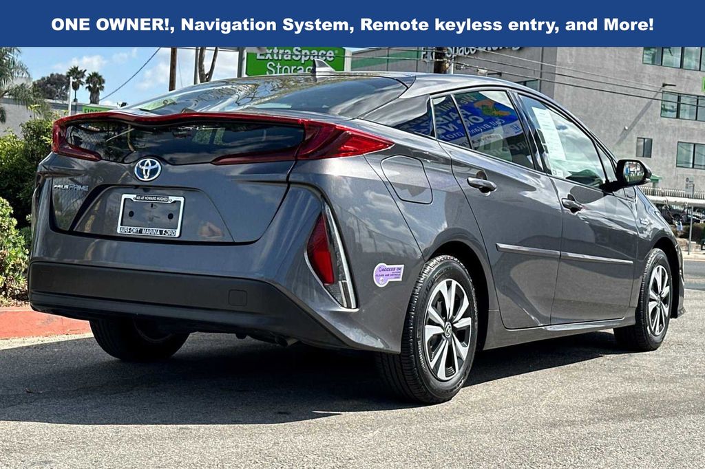 2018 Toyota Prius Prime Plus 5