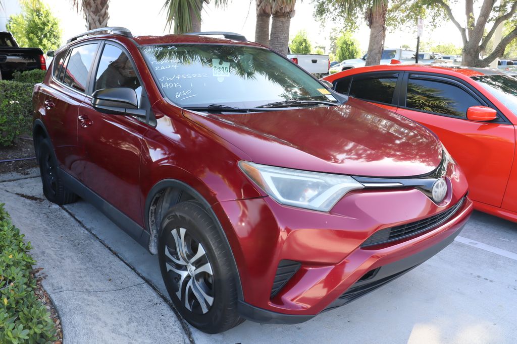 Thumbnail: 2018 Toyota RAV4 - 6