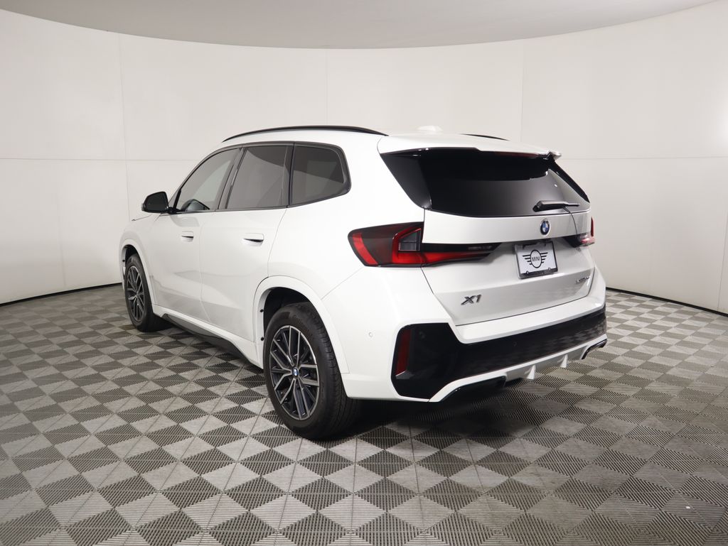 Thumbnail: 2023 BMW X1 - 7