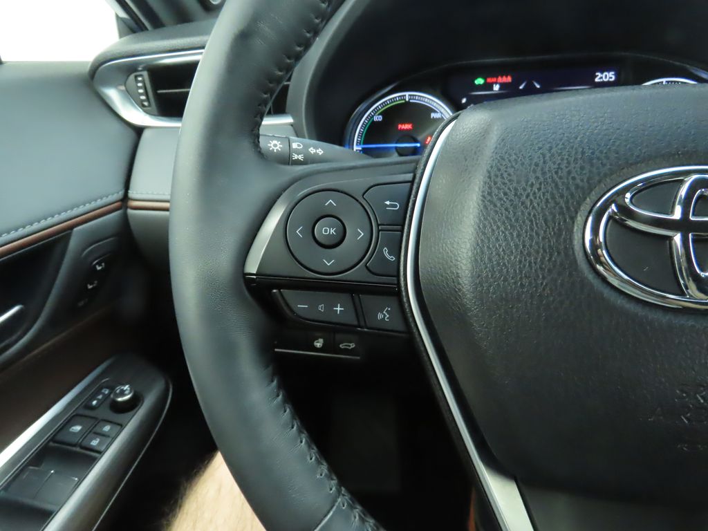2021 Toyota Venza Limited 11