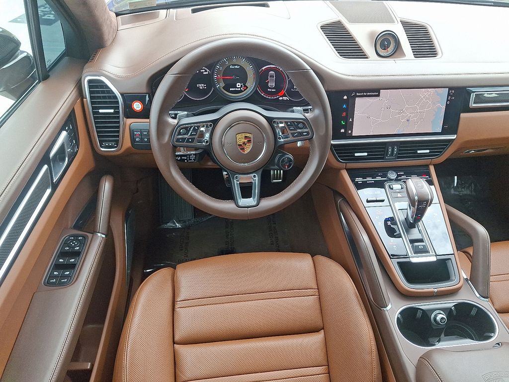 Thumbnail: 2022 Porsche Cayenne - 13