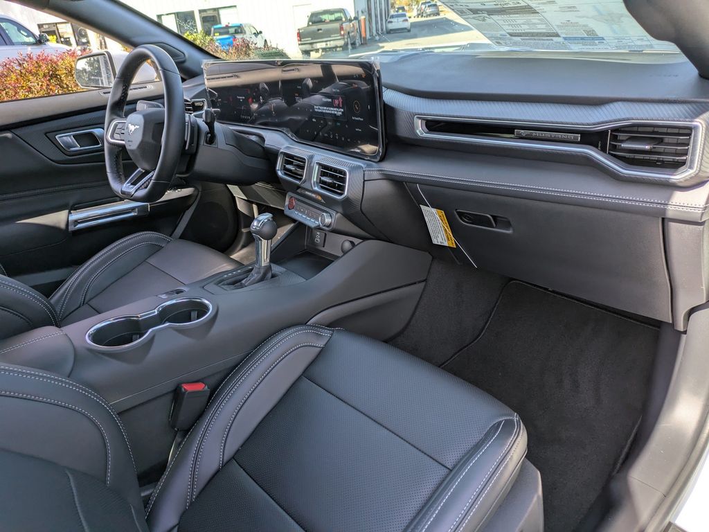 2025 Ford Mustang GT Premium Fastback