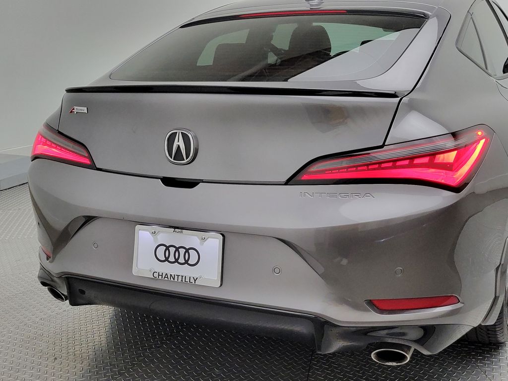 Thumbnail: 2023 Acura Integra - 7