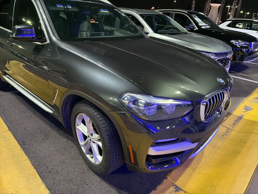 Thumbnail: 2019 BMW X3 - 9