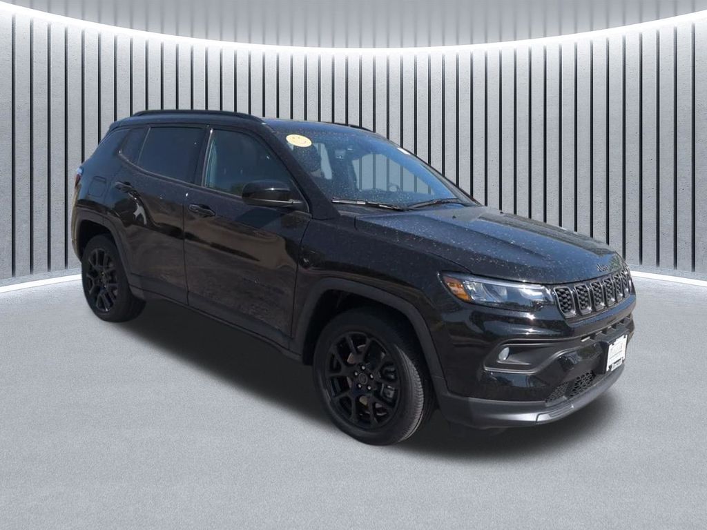 Diamond Black Crystal Pearlcoat 2026 Jeep Compass SUV / Crossover Four-Wheel Drive 8-Speed Automatic