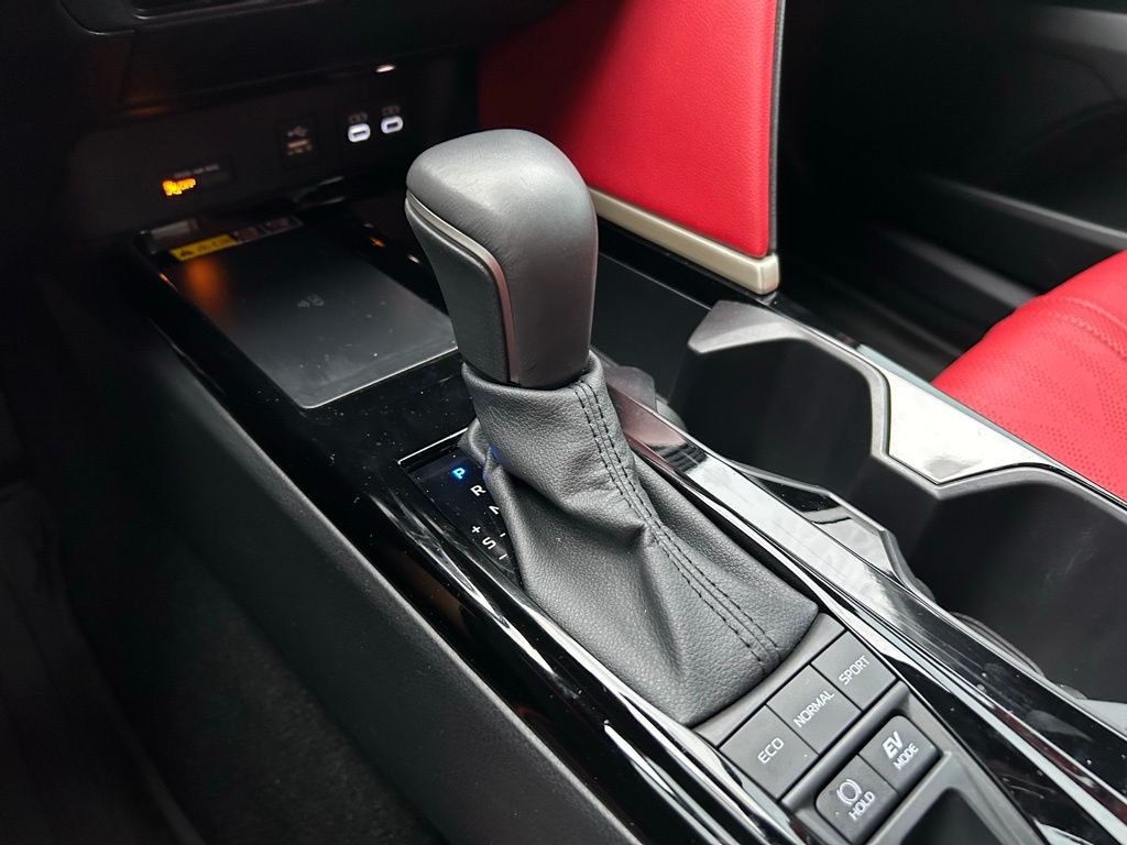 Thumbnail: 2025 Toyota Camry - 27