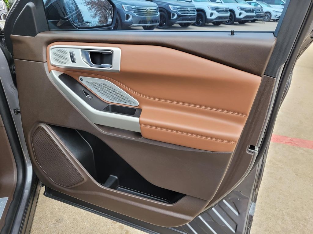 used 2022 Ford Explorer car, priced at $33,600