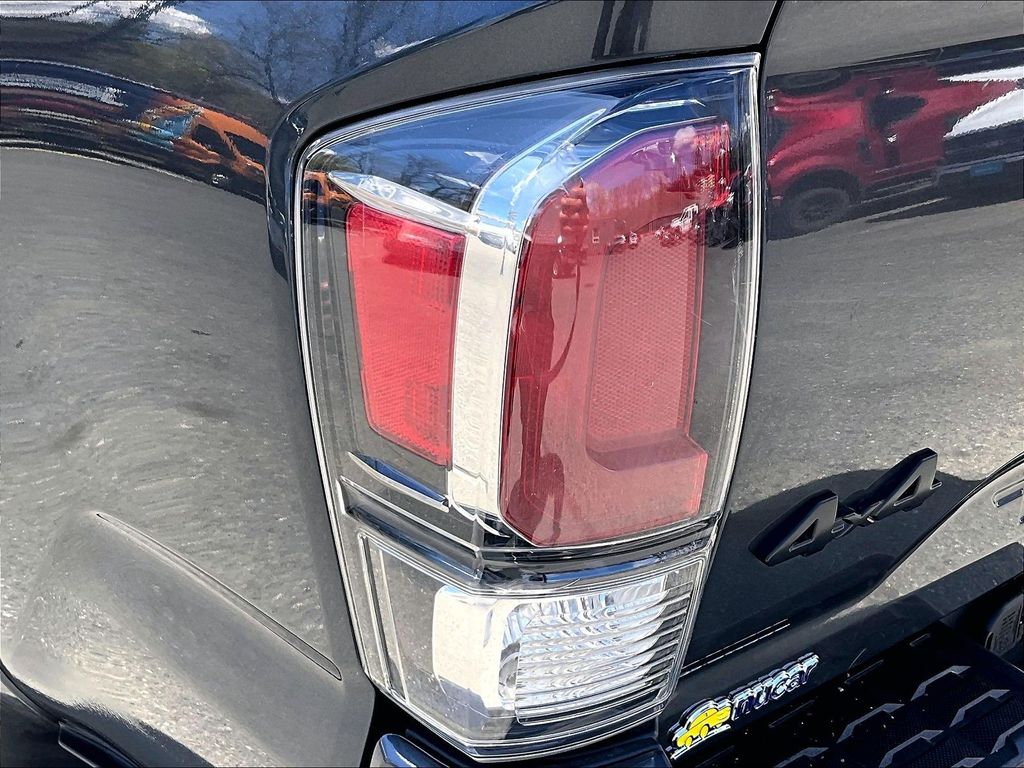 2022 Toyota Tacoma — photo 34