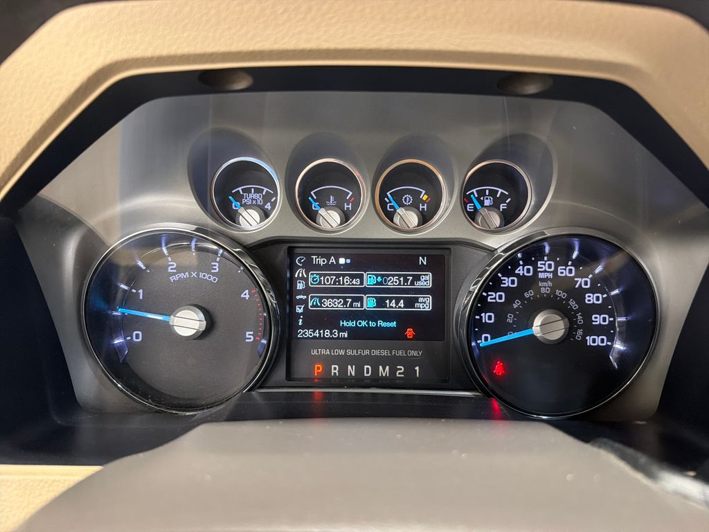 Used 2016  Ford Lariat image 21