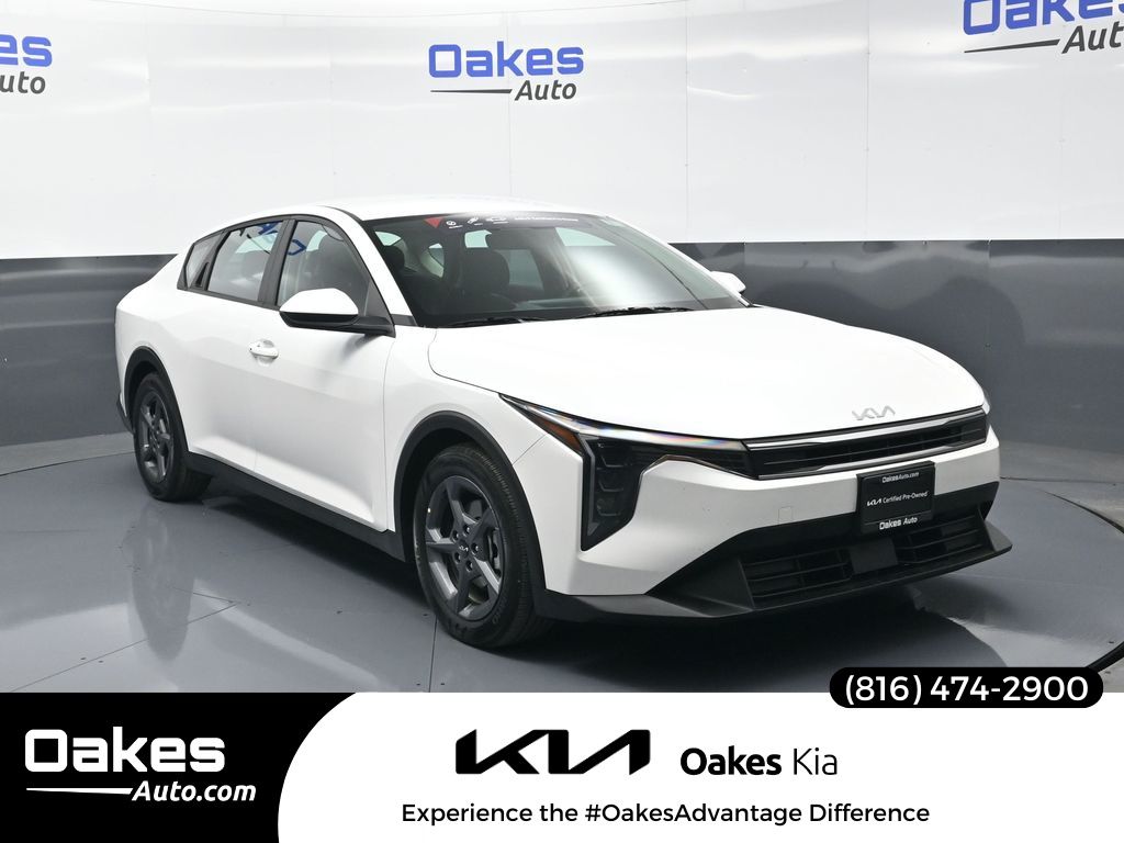 2025 Kia K4 LXS FWD