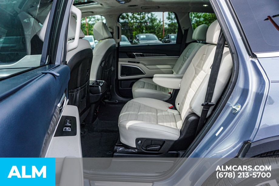 Used 2023 Silver Kia SX-Prestige image 20