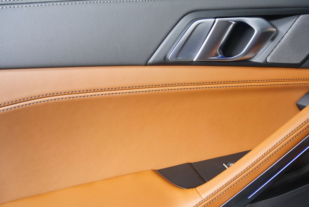 Thumbnail: 2026 BMW X6 - 13