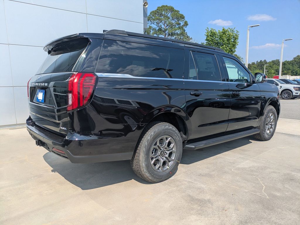 2026 Ford Expedition Max Active MAX