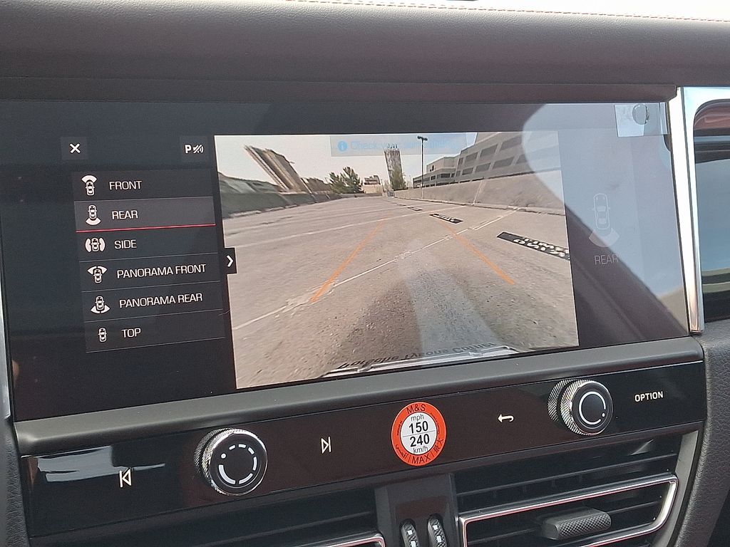 Thumbnail: 2026 Porsche Macan - 19