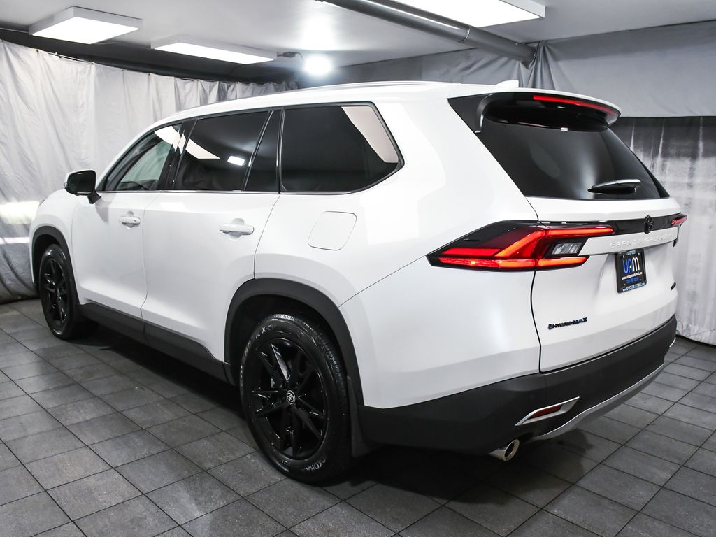 View vehicle photo 4