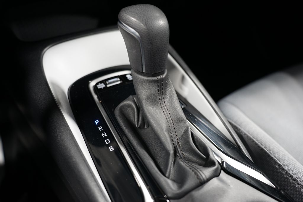 2024 Toyota Corolla SE 21