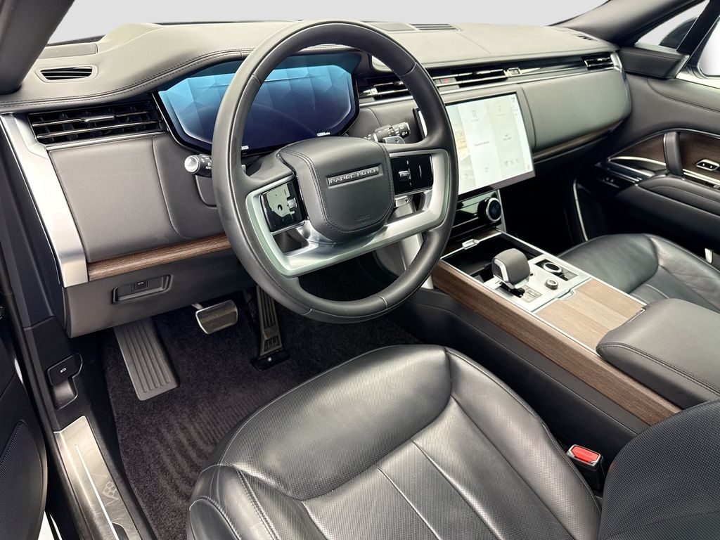 Thumbnail: 2023 Land Rover Range Rover - 9