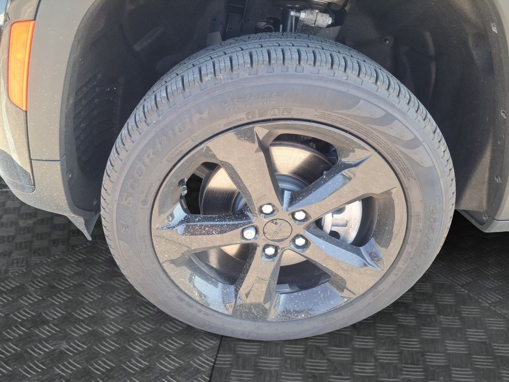 2025 Jeep Grand Cherokee L  Limited In Austin, Texas