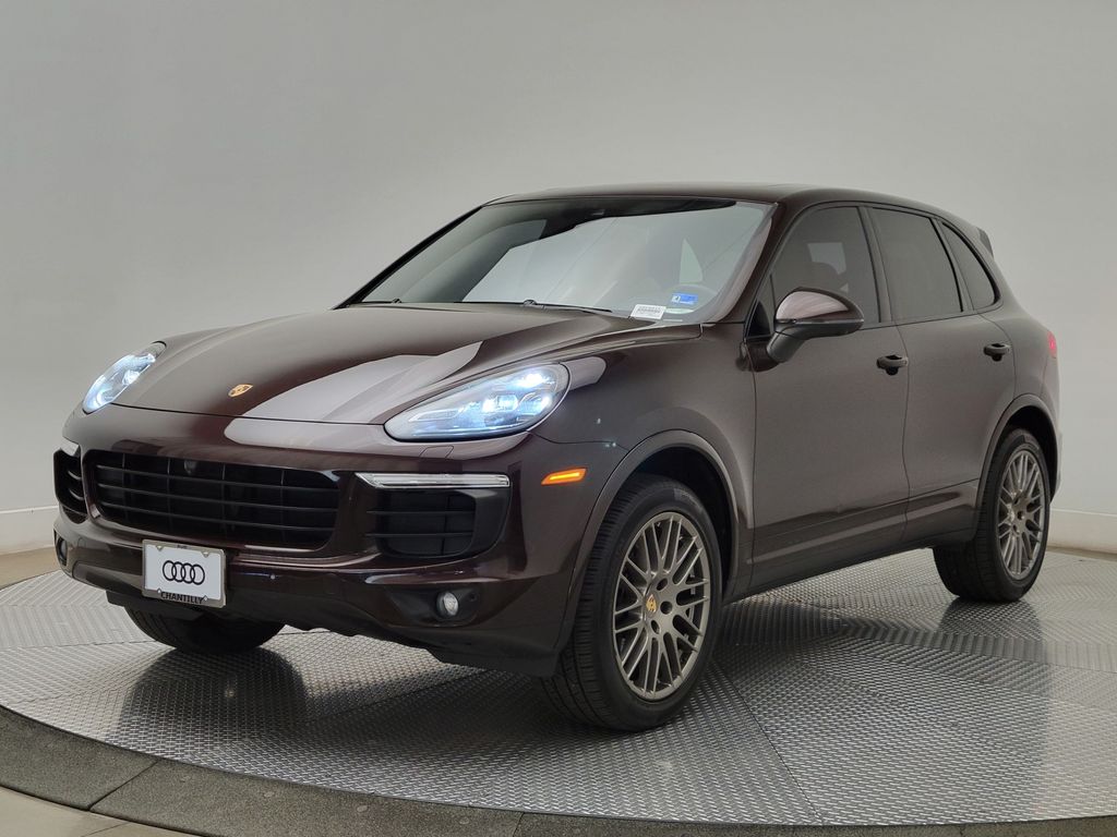 Thumbnail: 2017 Porsche Cayenne - 2