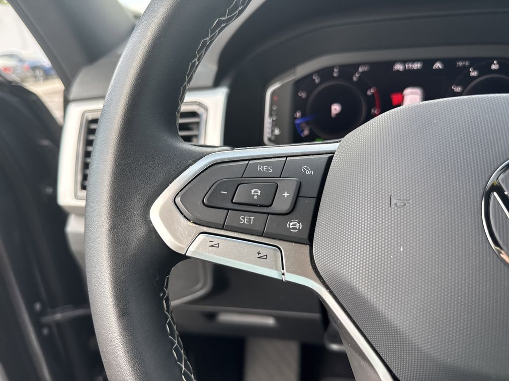2022 Volkswagen Atlas Cross Sport 3.6L V6 SE w/Technology Gray at DeMontrond Auto Country