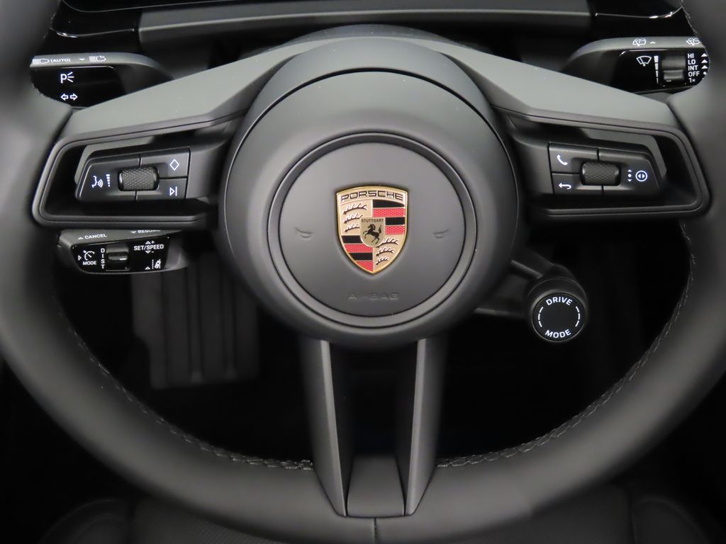 Thumbnail: 2025 Porsche Macan - 19