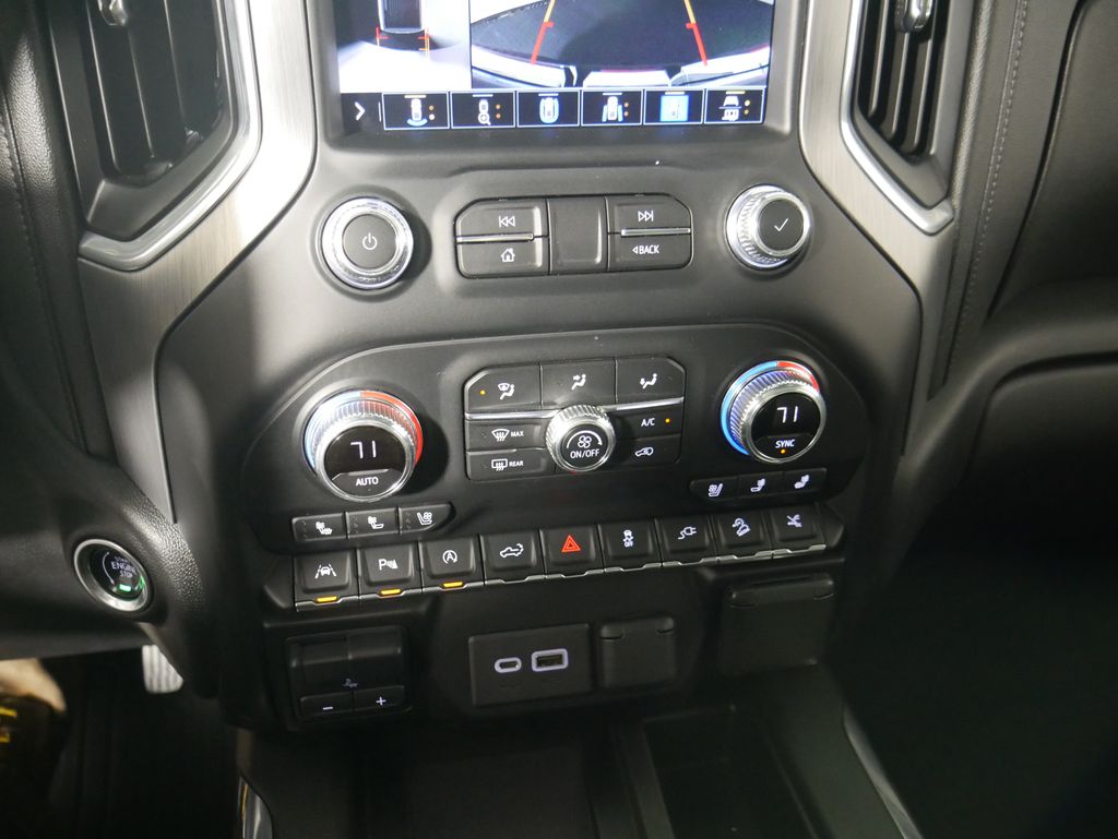 Thumbnail: 2021 GMC Sierra 1500 - 24