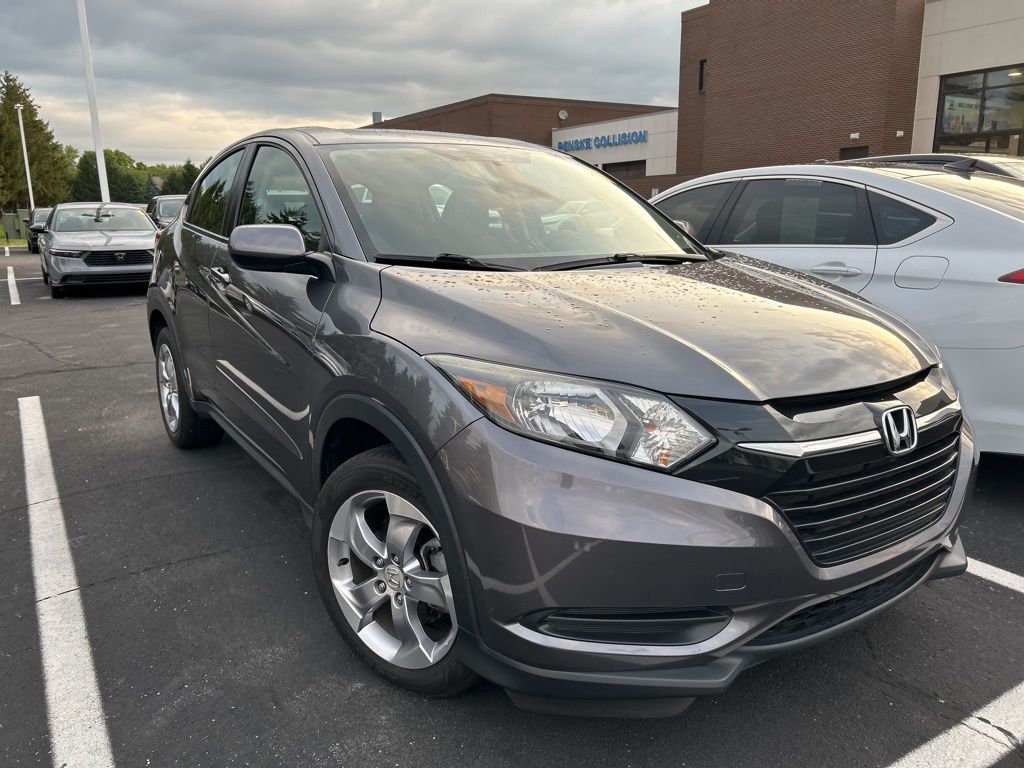 Thumbnail: 2018 Honda HR-V - 4