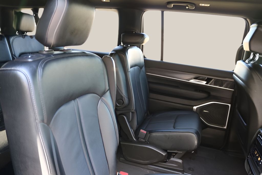 Used Car 2024 Jeep Wagoneer L  Series Ii For Sale Under $50,000 In Austin, Texas