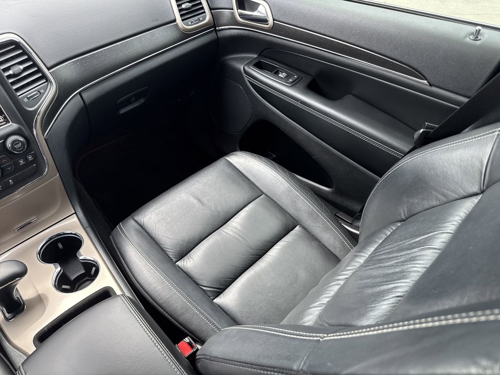 2015 Jeep Grand Cherokee Limited White at Mac Haik CDJR North Houston