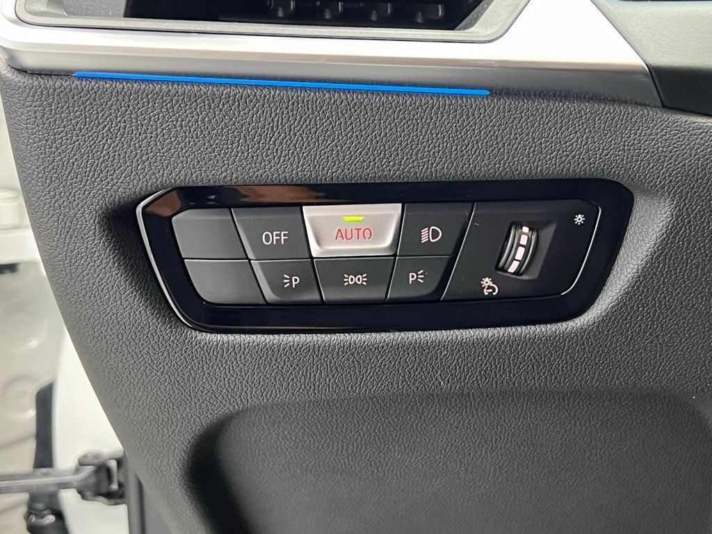 Thumbnail: 2024 BMW M2 - 20