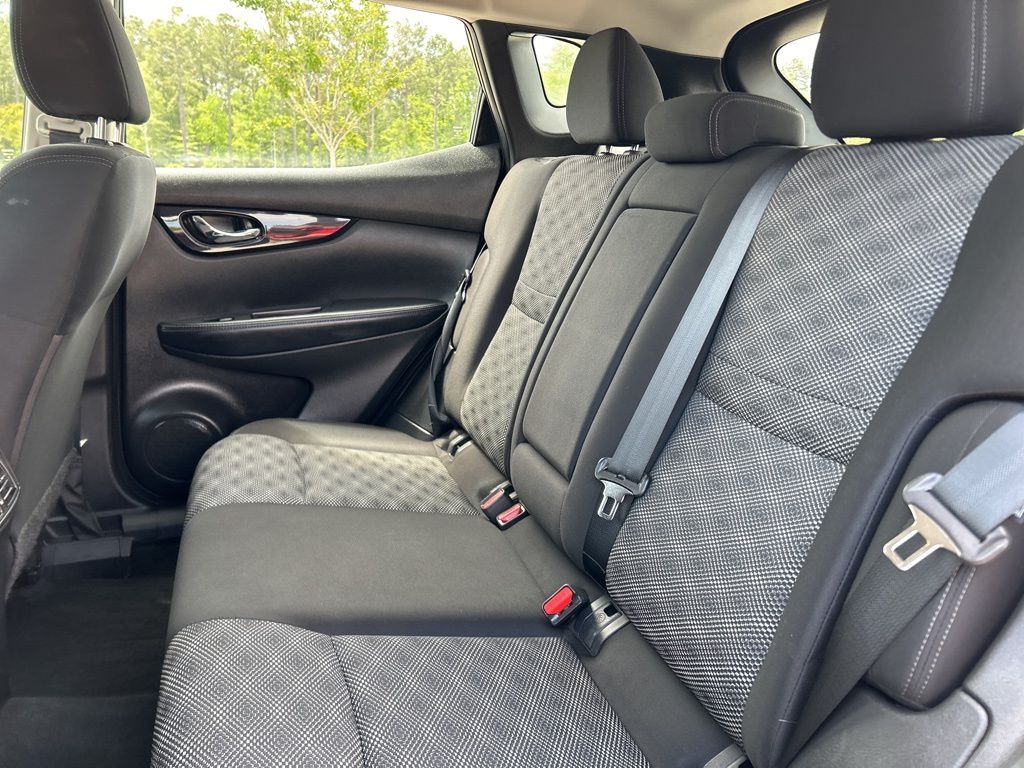 2020 Gun Metallic Nissan Rogue Sport SV FWD SUV