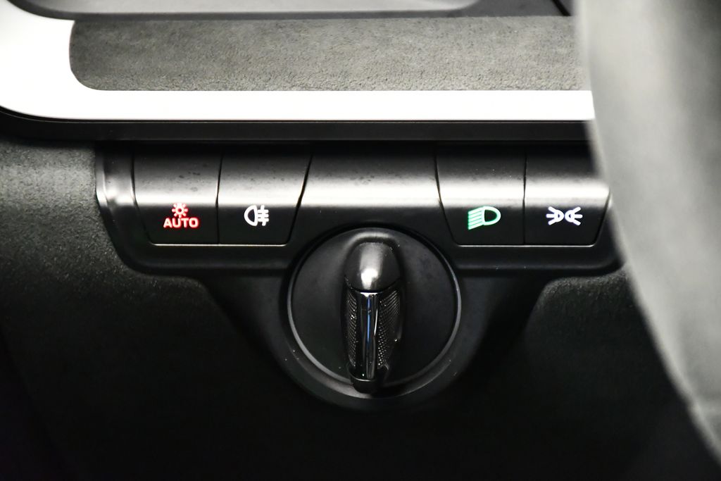 Thumbnail: 2024 Porsche 911 - 24