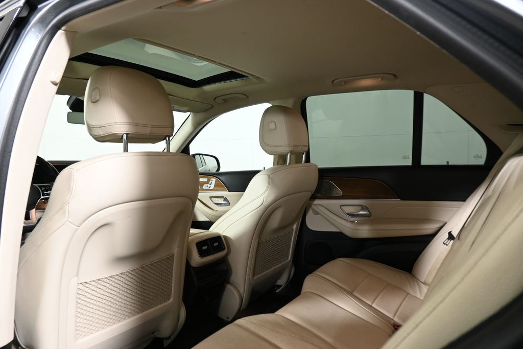 Thumbnail: 2022 Mercedes-Benz GLE - 32