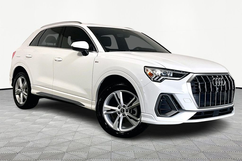 2024 Audi Q3 quattro Premium Plus S Line 45 TFSI